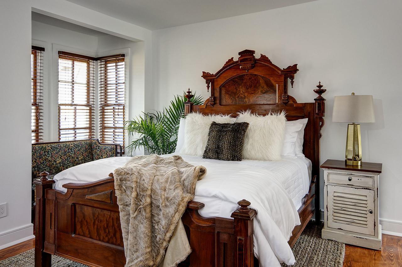 Casablanca Bed & Breakfast Cape May Exterior photo